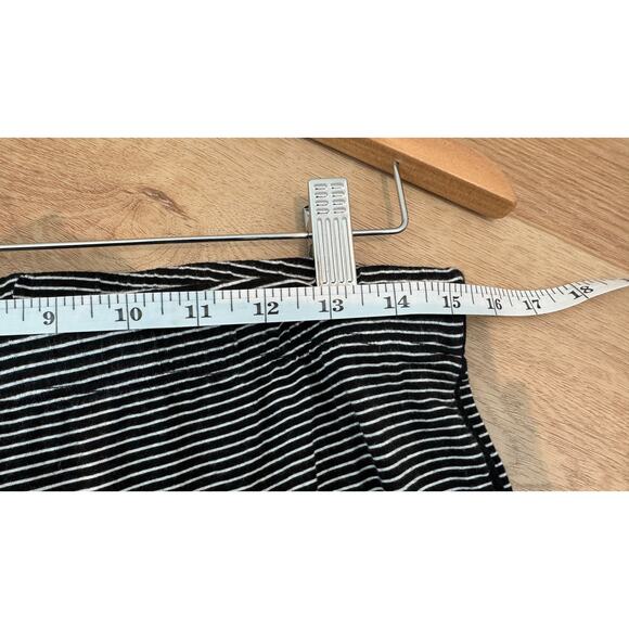 Maison du Soir Black & White Stripe Pajama Set Size – Large - Picture 13 of 13